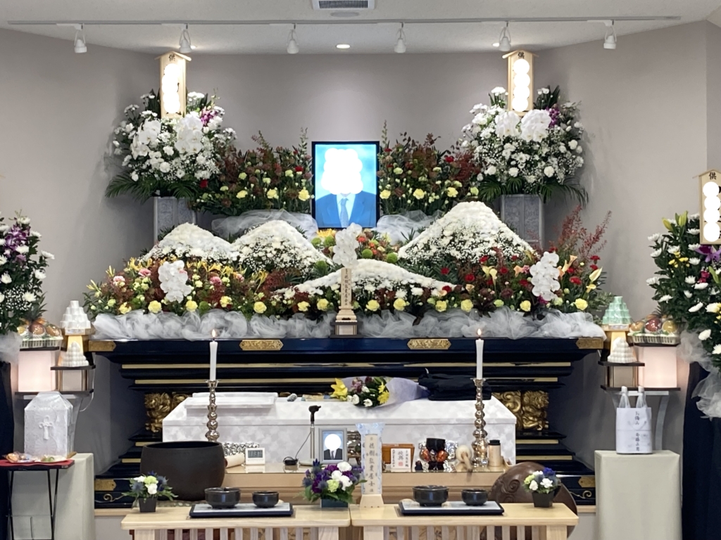 熊谷まどかホール 家族葬（１日葬） ～家族と山を愛した故人～